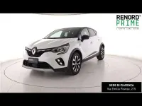 Usata Renault Captur Techno 145 CV (106 kW) 2023 Bianco SUV