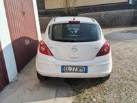 Usata Opel Corsa 86 CV (63 kW) 2011 Bianco Utilitaria