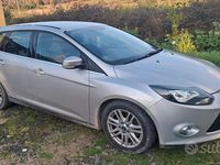 Usata Ford Focus 116 CV (85 kW) 2012 Grigio Station wagon