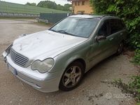 Usata Mercedes C220 143 CV (105 kW) 2001 Grigio Station wagon
