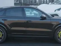 Usata Porsche Cayenne E-Hybrid 470 CV (345 kW) 2025 Nero SUV