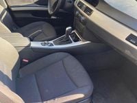 Usata BMW 318 2010 Grigio Station wagon