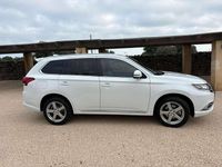 Usata Mitsubishi Outlander P-HEV Instyle 135 CV (99 kW) 2019 Bianco SUV