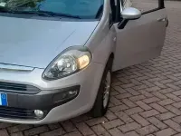 Usata Fiat Punto Evo 77 CV (56 kW) 2010 Grigio Utilitaria