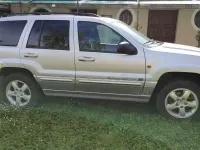 Usata Jeep Grand Cherokee Overland 163 CV (119 kW) 2003 Argento SUV