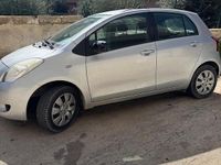 Usata Toyota Yaris 2008 Grigio Utilitaria