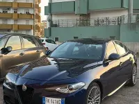 Usata Alfa Romeo Giulia 150 CV (110 kW) 2017 Blu Berlina