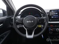 Usata Kia Stonic Urban 84 CV (61 kW) 2022 Grigio SUV