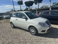 Usata Lancia Ypsilon 69 CV (50 kW) 2011 Bianco Utilitaria