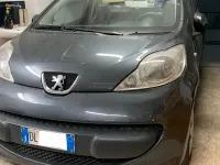 Usata Peugeot 107 54 CV (39 kW) 2007 Nero Utilitaria