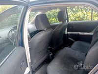Usata Toyota Yaris 90 CV (66 kW) 2006 Blu Berlina