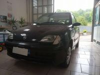 Usata Fiat 600 54 CV (39 kW) 2004 Nero Berlina
