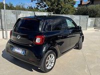 Usata Smart ForFour 71 CV (52 kW) 2015 Nero Utilitaria