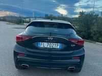 Usata Infiniti Q30 109 CV (80 kW) 2018 Nero Utilitaria