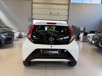 Usata Toyota Aygo 72 CV (52 kW) 2018 Bianco Utilitaria
