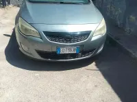 Usata Opel Astra 95 CV (69 kW) 2010 Grigio Berlina