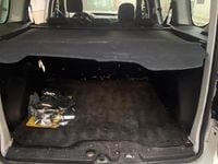 Usata Dacia Dokker 90 CV (66 kW) 2015 Bianco Monovolume