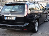 Usata Ford Focus 145 CV (106 kW) 2009 Nero pastello Station wagon