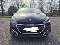 Usata Peugeot 208 Active 82 CV (60 kW) 2015 Utilitaria