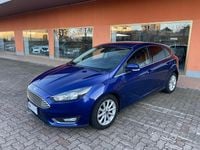 Usata Ford Focus Titanium 95 CV (69 kW) 2016 Blu Berlina