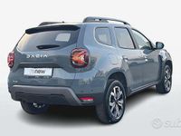 Usata Dacia Duster Journey 150 CV (110 kW) 2022 Grigio chiaro SUV