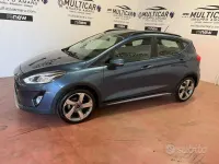 Usata Ford Fiesta Active 86 CV (63 kW) 2019 Blu Utilitaria