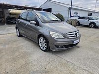 Usata Mercedes B200 140 CV (102 kW) 2007 Grigio Monovolume
