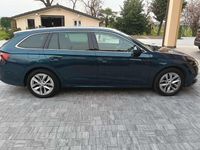 Usado Skoda Octavia G-TEC Style 131 CV (96 kW) 2020 Azul Familiar