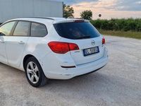 Usata Opel Astra 110 CV (80 kW) 2012 Bianco Station wagon
