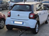 Begagnad Smart ForFour 71 HK (52 kW) 2018 Vit Halvkombi