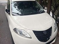 Usata Lancia Ypsilon Gold 69 CV (50 kW) 2015 Bianco Utilitaria