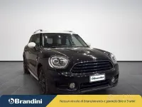 Usata Mini Cooper D Countryman Hype 150 CV (110 kW) 2018 Bicolore verde met bianco SUV