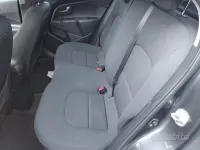 Usata Kia Rio EX 90 CV (66 kW) 2012 Grigio Berlina