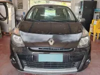 Usata Renault Clio III 75 CV (55 kW) 2011 Nero Berlina