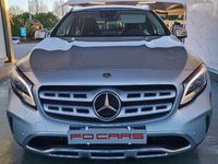 Usata Mercedes GLA180 124 CV (91 kW) 2019 Argento SUV