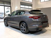 Usata Alfa Romeo Stelvio Sprint 190 CV (139 kW) 2021 Grigio SUV