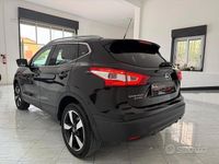 Usata Nissan Qashqai N-Connecta 131 CV (96 kW) 2017 Nero SUV