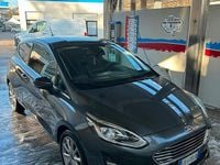 Usata Ford Fiesta 85 CV (62 kW) 2018 Grigio Utilitaria