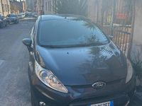 Usata Ford Fiesta 68 CV (50 kW) 2009 Blu Berlina
