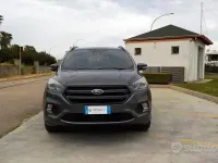 Usata Ford Kuga ST 179 CV (131 kW) 2017 Grigio SUV
