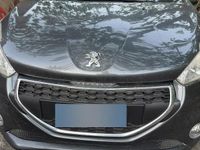 Usata Peugeot 208 Allure 68 CV (50 kW) 2014 Grigio Utilitaria