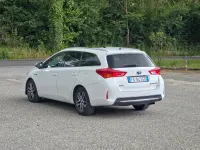 Usata Toyota Auris Touring Sports Cool 99 CV (72 kW) 2015 Bianco Station wagon