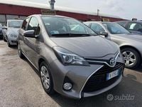 Usata Toyota Yaris Hybrid Active 2015 Grigio Berlina