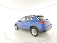Usata VW T-Roc Life 110 CV (80 kW) 2023 Blu SUV