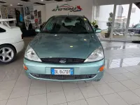 Usata Ford Focus 90 CV (66 kW) 2000 Verde Station wagon