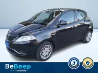 Usata Lancia Ypsilon Gold 69 CV (50 kW) 2017 Nero metallizzato Utilitaria