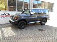 Nuova Toyota Land Cruiser 230 CV (169 kW) 2026 Grigio SUV