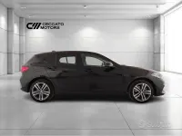 Usata BMW 116 Advantage 116 CV (85 kW) 2022 Nero Utilitaria