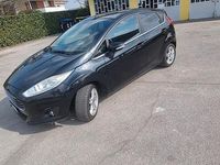 Usata Ford Fiesta 75 CV (55 kW) 2015 Nero Berlina