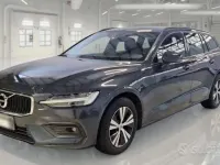 Usata Volvo V60 Business Edition 150 CV (110 kW) 2019 Grigio Station wagon